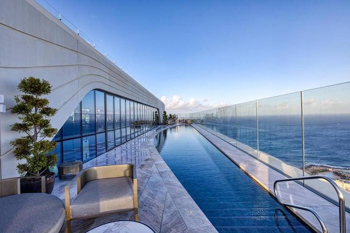 Gîte pour 4 personnes, avec piscine et balcon ainsi que vue et sauna à San Giljan - 2