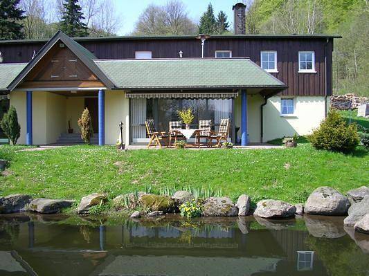 Ganze Ferienwohnung, Appartement in Brotterode mit Eigener Terrasse in Brotterode-Trusetal, Rennsteig