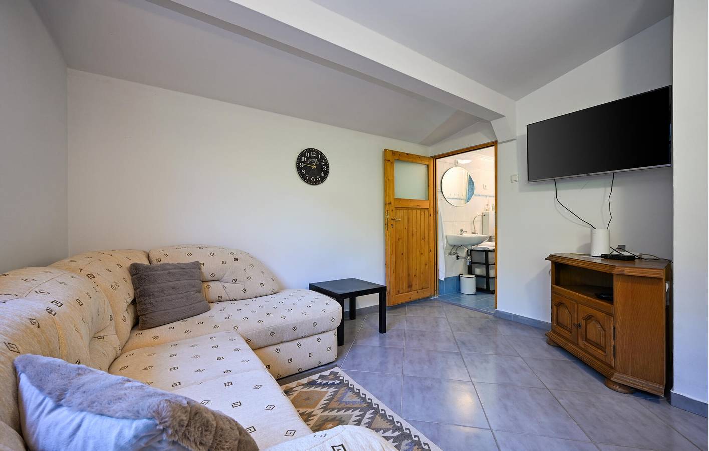 Modern appartement met terras en wifi in de buurt van de bezienswaardigheden van Donja Stubica in Krapina-Zagorje
