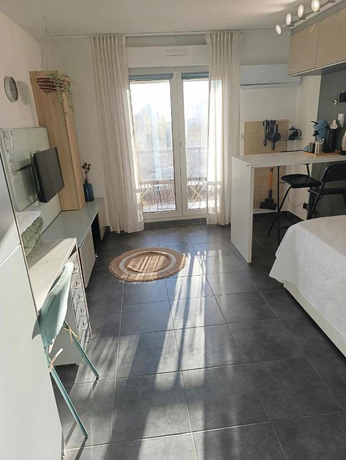 Gîte pour 2 personnes, avec vue et terrasse, animaux acceptés à Grabels - 2