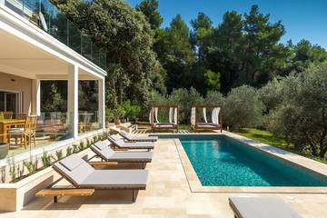 Villa für 8 Personen, mit Terrasse und Garten, mit Haustier in Premantura