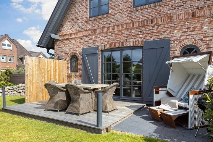 Ferienhaus für 6 Personen, mit Terrasse und Garten sowie Sauna