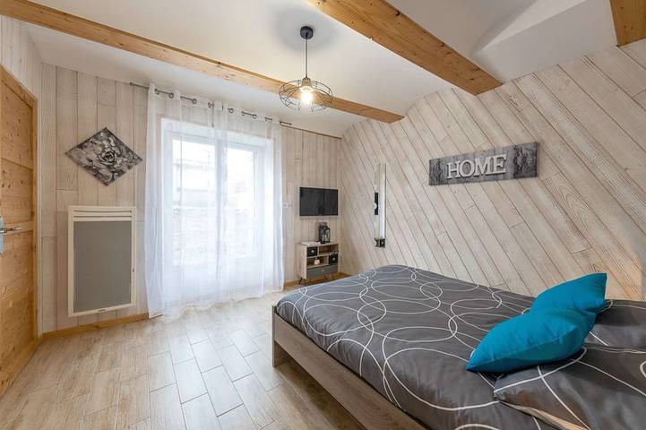 Appartement entier, ★ Calme ★ Hypercentre ★ Parking Facile ★ WIFI ★ in Le Puy-en-Velay, Haute-Loire
