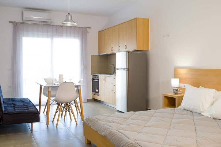 Apartment for 3 people, with garden in Elounda
