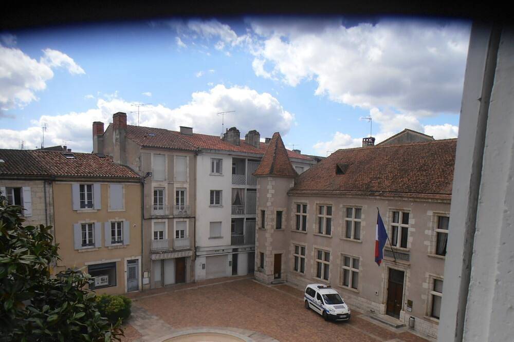 Apartamento place de la Mairie in Nérac, Nérac region