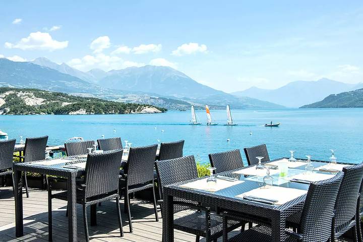 Gîte pour 4 personnes, avec terrasse et piscine dans Lac de Serre-Ponçon - 3