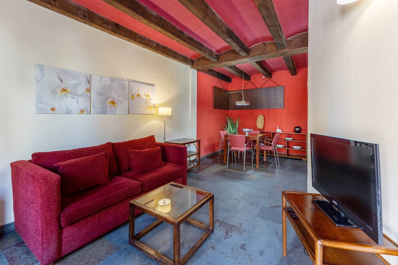Landhaus 'Alojamiento Cepheus' mit Bergblick und Wi-Fi in Braojos, Madrid Province