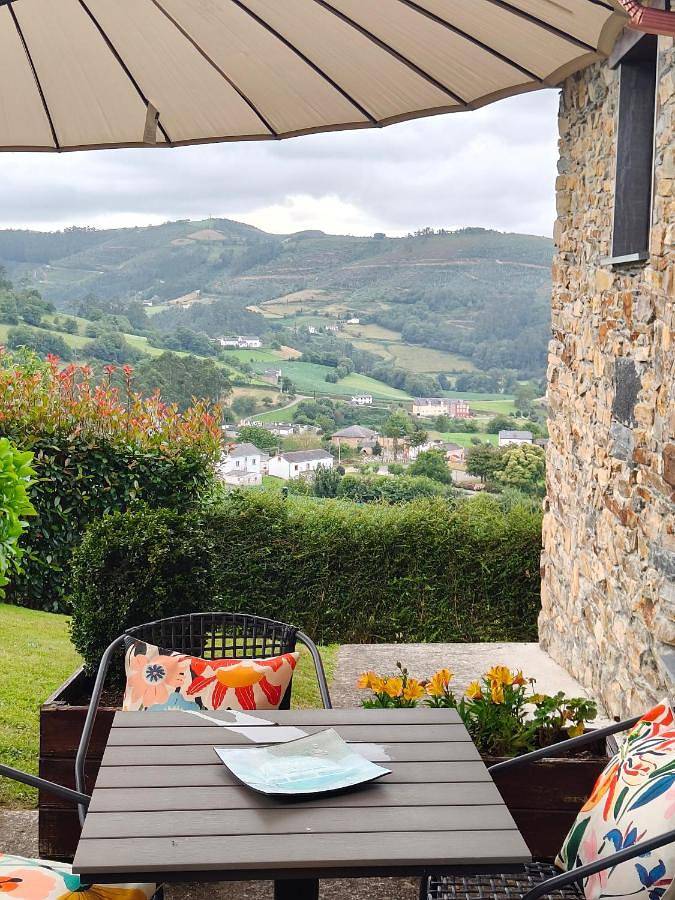 Apartamento para 5 personas, con jardín además de vistas y terraza en El Franco