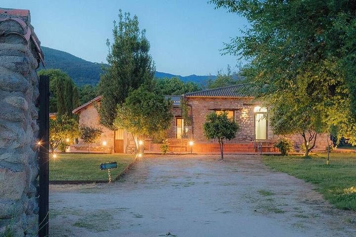 Finca Aprisco de Candeleda, a dream to share. in Candeleda, Valle del Tiétar