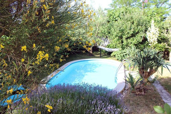 Ferienwohnung für 8 Personen, mit Pool und Ausblick sowie Garten - 1