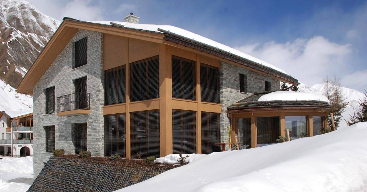 Two-Bedroom Apartment with Balcony and Terrace in Samnaun-Dorf, Samnaun