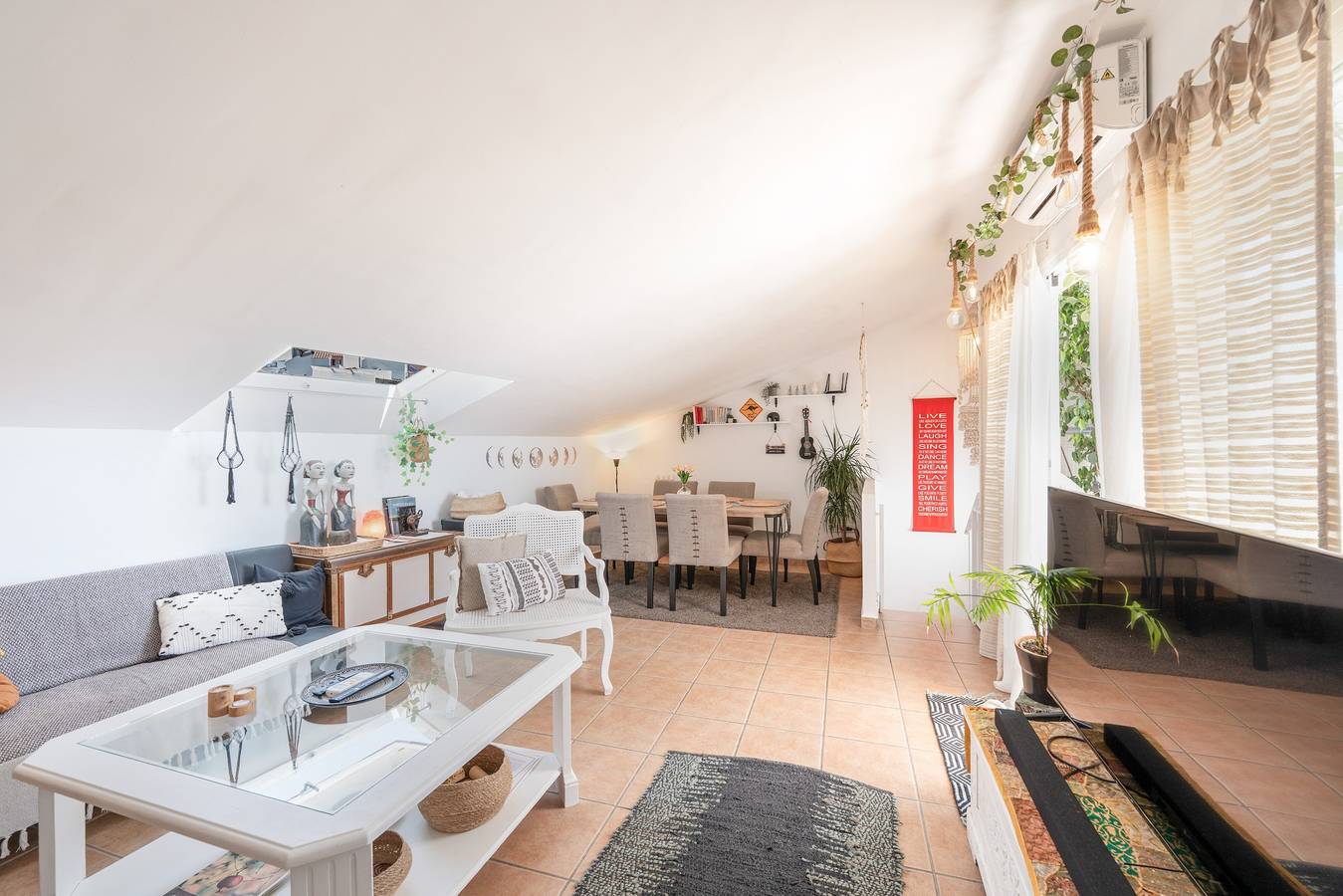 Apartamento entero, Apartamento 'Casa D’Amelia' con vistas al mar, Wi-Fi y aire acondicionado in Ojén, Sierra de las Nieves