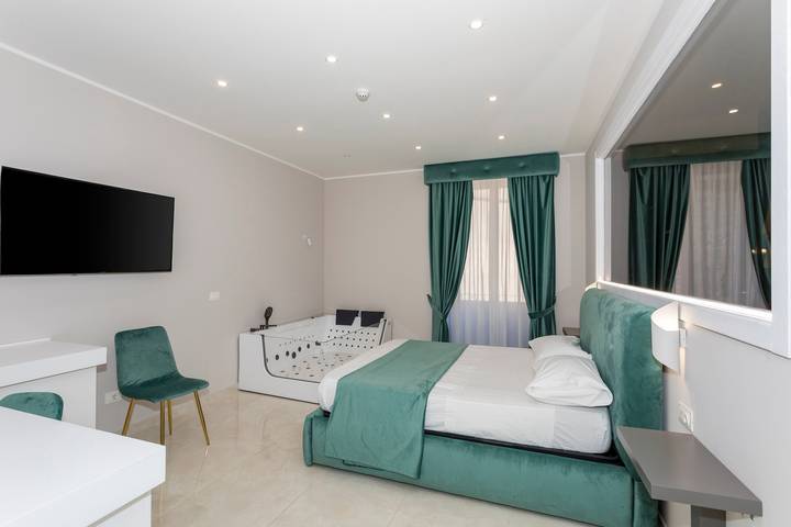 Gîte pour 3 personnes, avec balcon et jacuzzi à Catane - 2