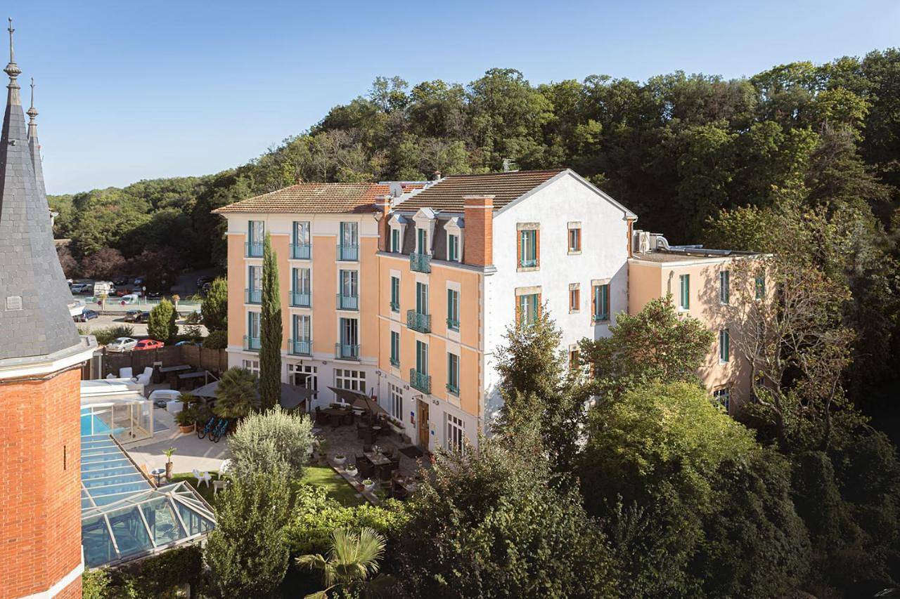 Hôtel Spa Thermalia in Châtel-Guyon, Parc naturel régional des Volcans d'Auvergne