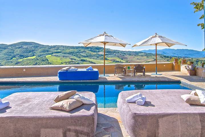 Location de vacances pour 12 personnes, avec piscine et jardin à Gualdo Cattaneo - 2