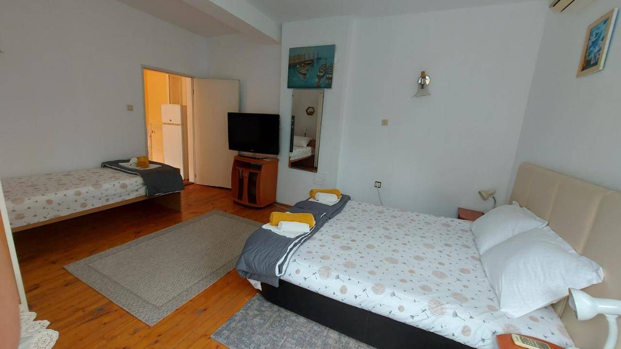 Double or Twin Room with Bathroom in Obzor, Bourgas (oblast)