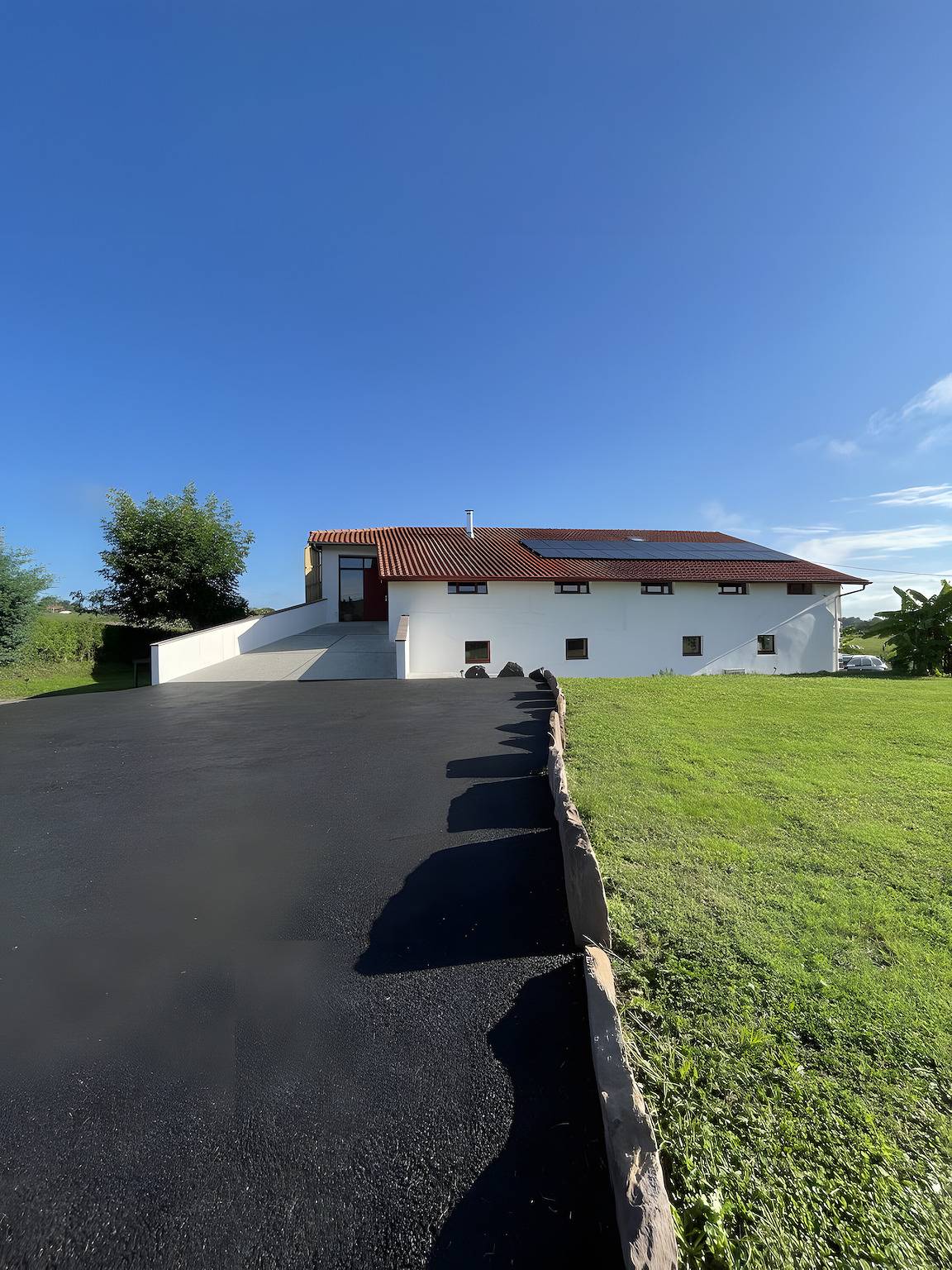 Gîte 'Gite Goitiaya' with Private Terrace, Wi-Fi and Air Conditioning in Béguios, Bajonna region