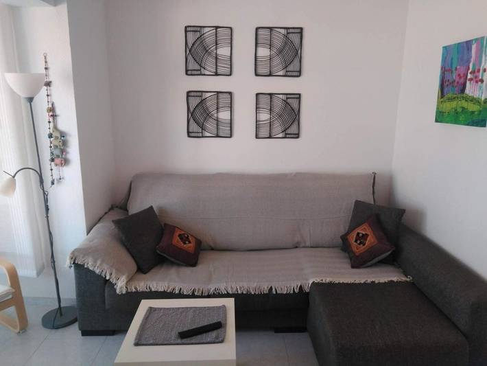 Gîte pour 4 personnes, avec vue et piscine ainsi que balcon et vue sur le lac à Torreblanca - 3