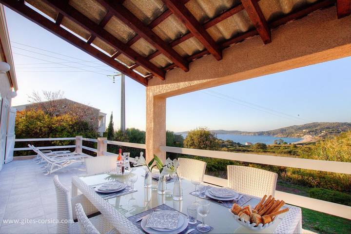 Casa de huéspedes para 5 personas, con vistas además de jardín y terraza - 1