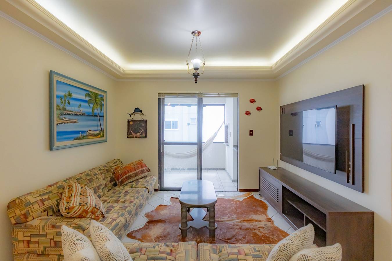 Entire apartment, Apto c Churrasqueira e Garagem 300m da praia in Balneário Camboriú, Litoral Catarinense