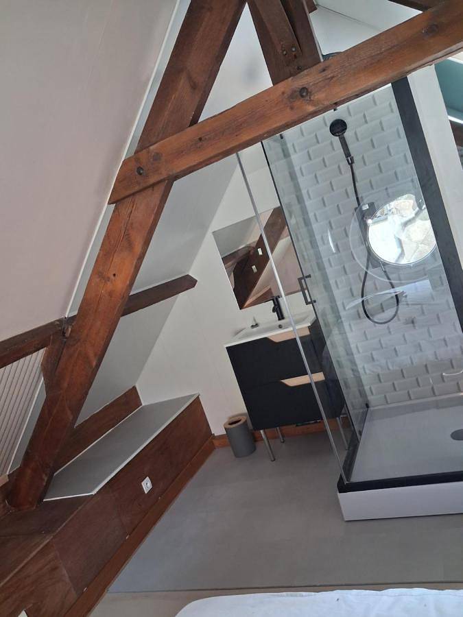 Appartement entier, Chez Cosette, studio in Montreuil (Pas-de-Calais), Région de Montreuil