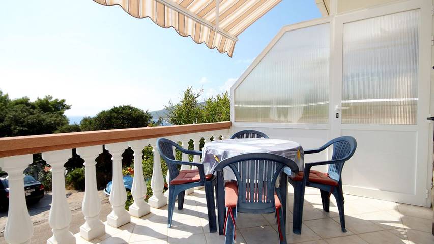 Ferienwohnung für 5 Personen, mit Terrasse