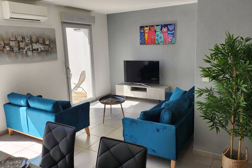 Villa Ninon ,Maison de quartier ,calme à 8 minutes de la mer in Agde, Côte méditerranéenne (France)