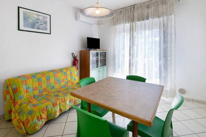 Appartamento per 5 persone, con balcone a Bibione