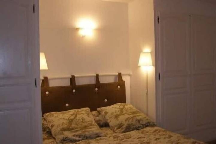 Ganze Wohnung, Urrugne, T2 apartment in quiet area, for 2 adults in Urrugne, Bayonne und Umgebung