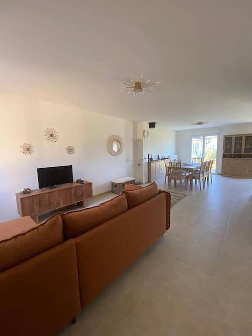 Villa pour 5 personnes, avec vue ainsi que vue sur le lac et jardin en Savoie - 4