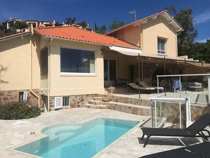Ferienhaus für 8 Personen, mit Garten und Whirlpool sowie Pool, mit Haustier in Théoule-sur-Mer