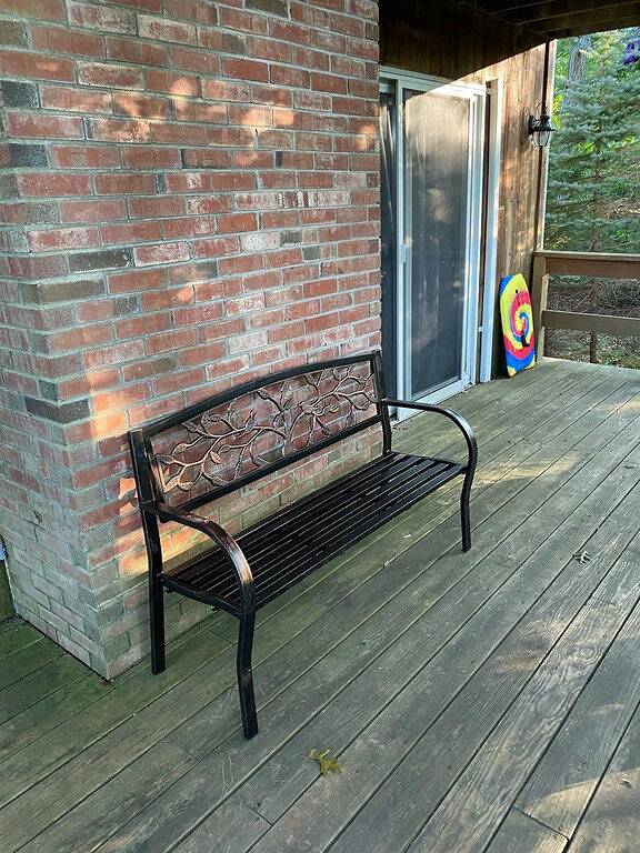 Vacation rental for 9 people, with hot tub and yard, with pets in Suffolk County