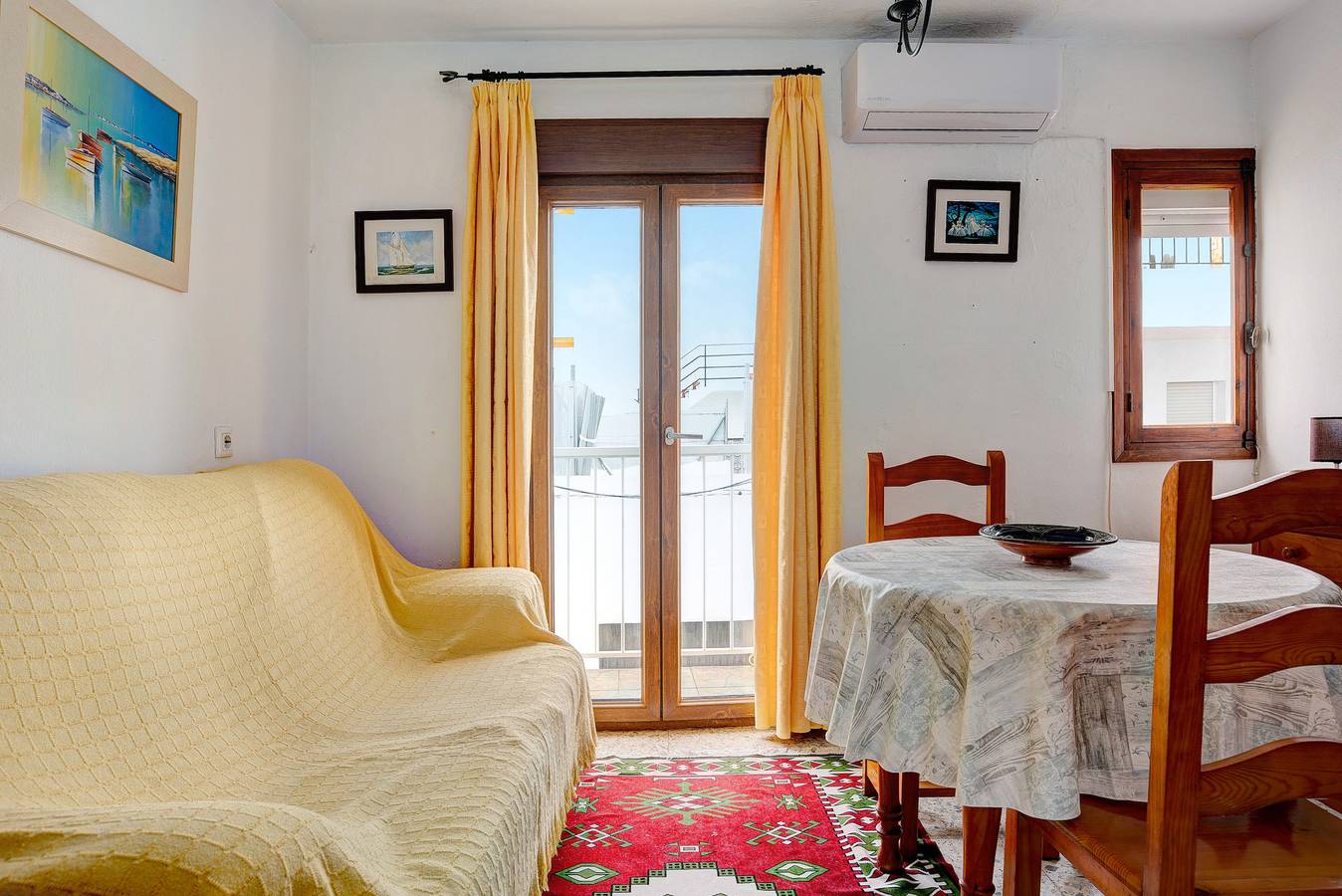 Apartamento entero, Apartamento "Casa Ángela" con balcón, Wi-Fi y A/C in Conil de la Frontera, Costa de la Luz