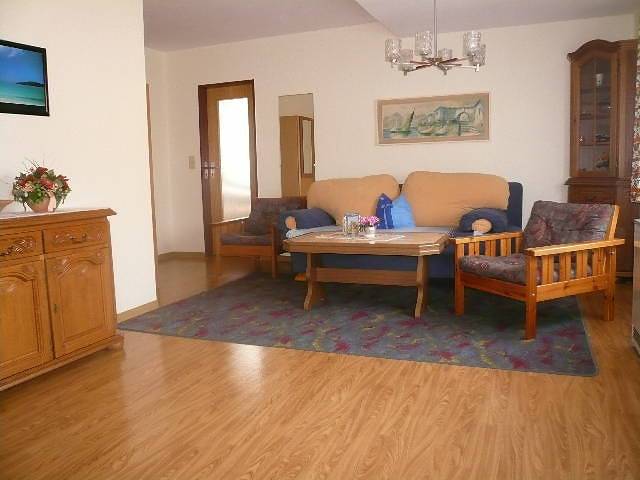 Ferienwohnung für 4 Personen, mit Terrasse und Garten in Neuharlingersiel - 2