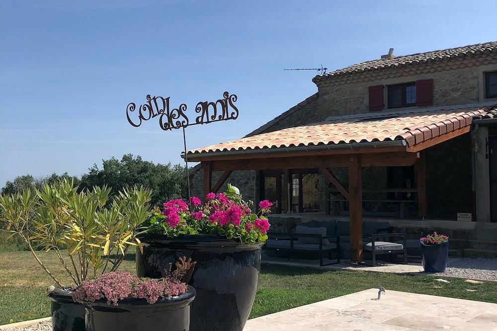 Maison de vacances au coeur des vignes et de la nature in Sécheras, Région de Tournon-sur-Rhône