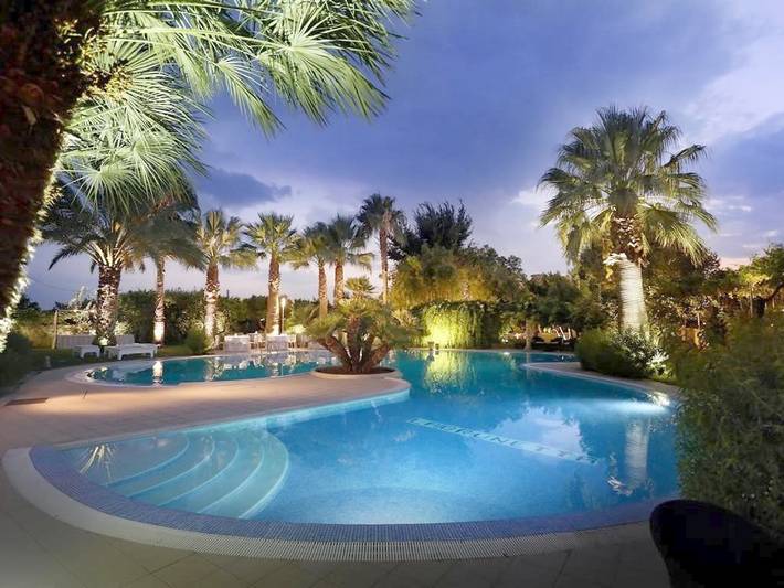 Casa vacanza per 2 persone, con Terrazza e Giardino nonché Piscina per bambini e Piscina a Massafra