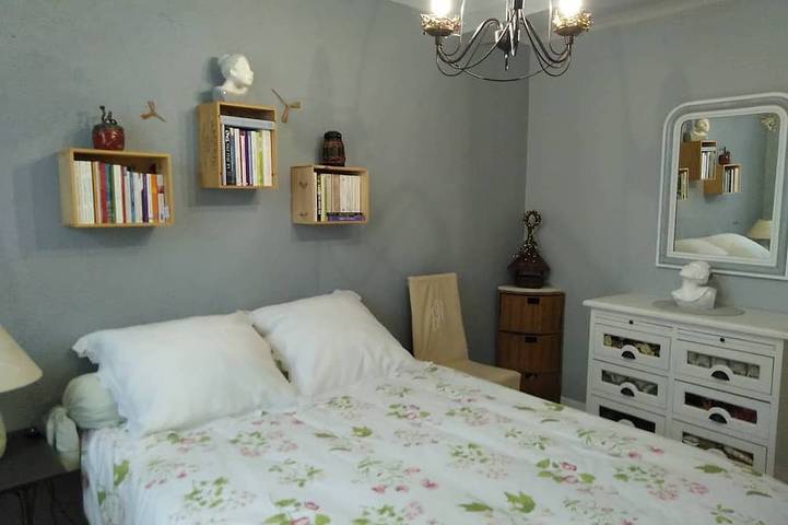 Gîte pour 3 personnes, avec jardin à Saint-Jeannet - 2