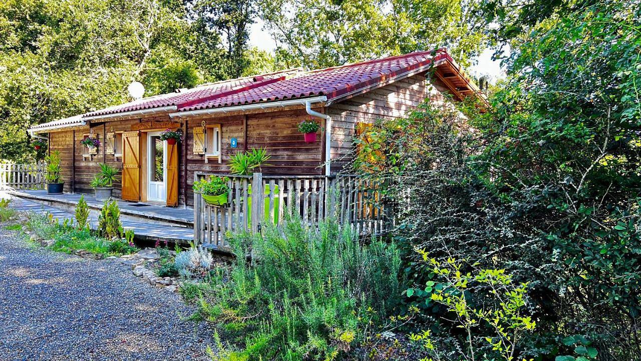 Les Chalets Cobadena-Borda Pays Basque in Mouguerre, Région de Bayonne