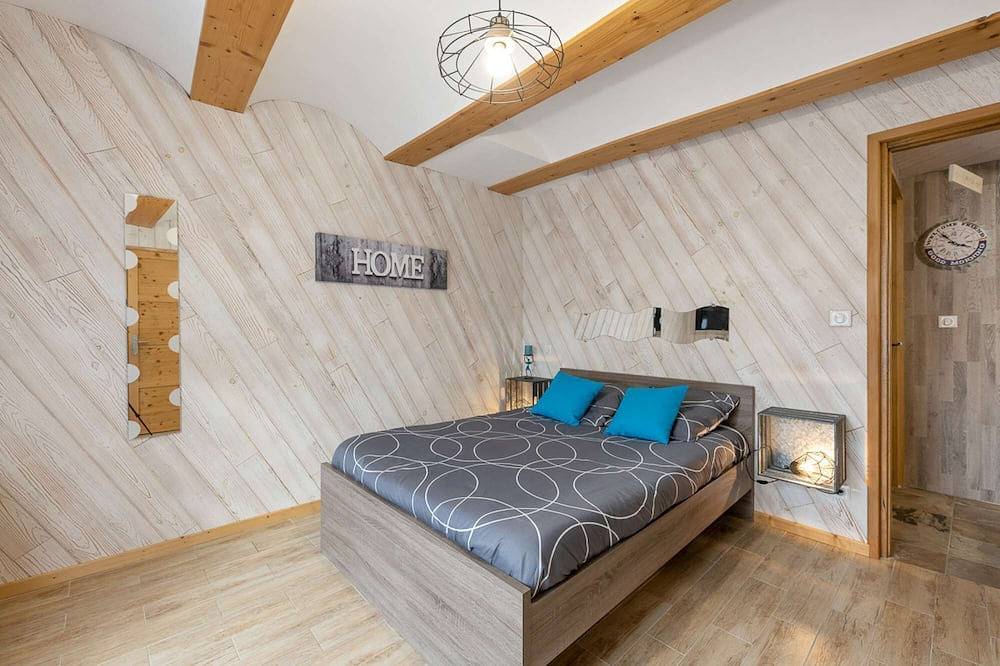Entire apartment, ★ Quiet ★ City centre ★ Easy Parking ★ Wifi ★ in Le Puy-en-Velay, Haute-Loire