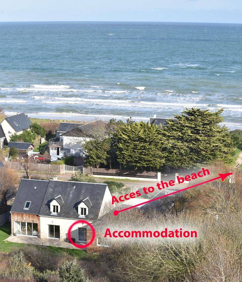 Double Room with Private Bathroom in Omaha Beach, Saint-Laurent-sur-Mer