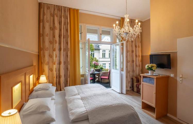 Hotel für 10 Personen, mit Garten in Charlottenburg Berlin - 3