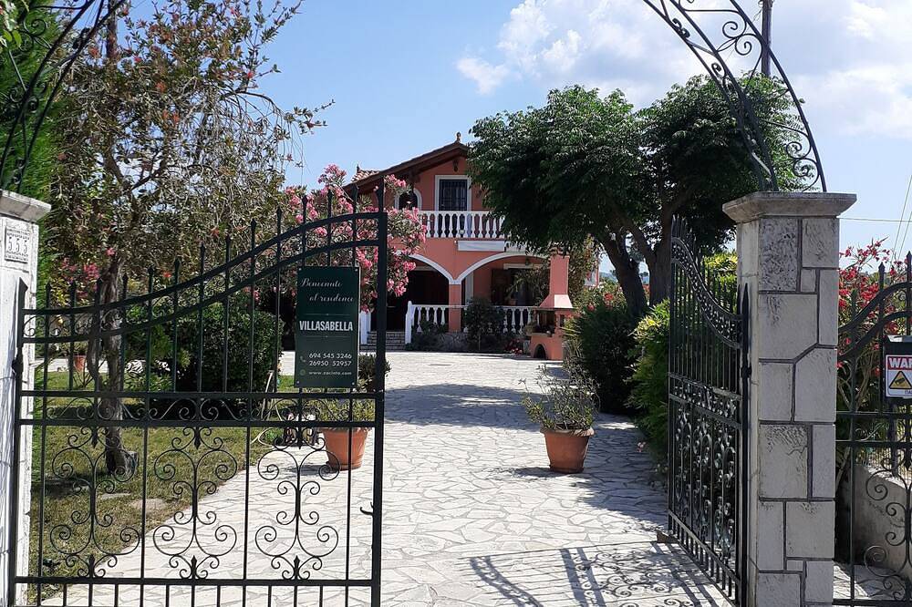 Apartment for 4 People in Laganas, Greece