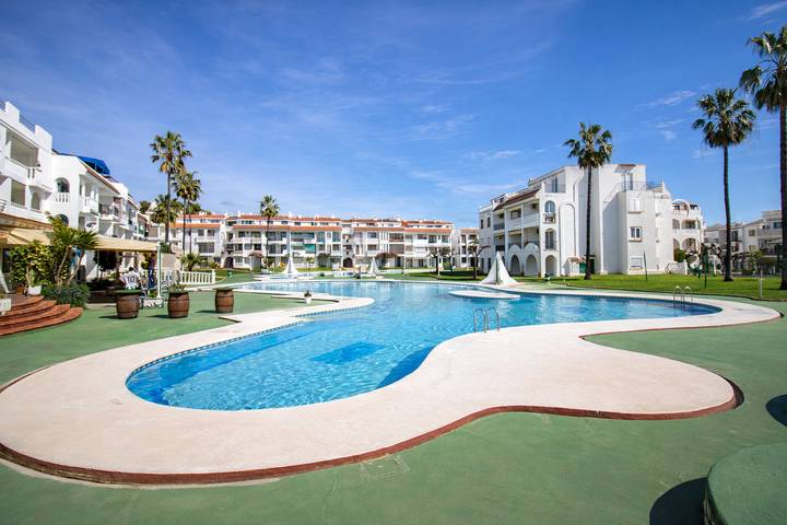 Apartamento entero, Romana Pool & Beach *Pet Friendly* in Alcocéber, Alcalá de Chivert