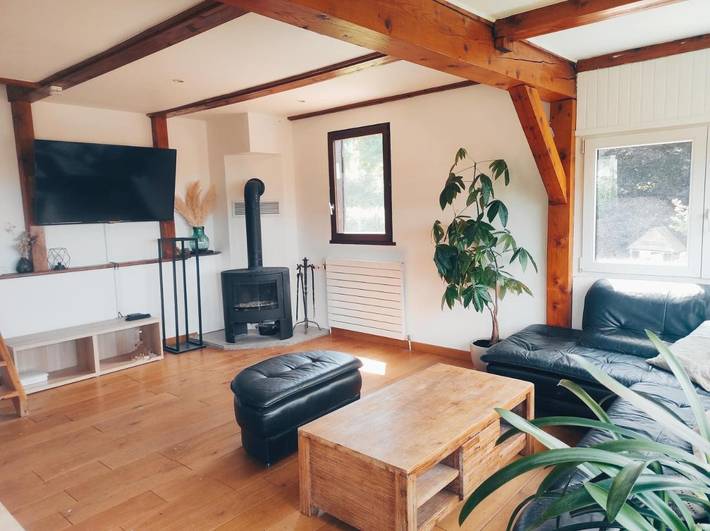 Chalet pour 6 personnes, avec balcon ainsi que jardin et vue