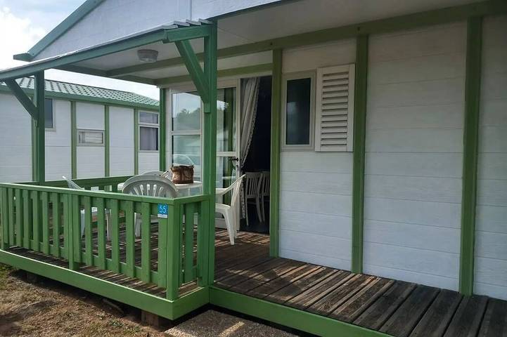 Gîte pour 5 personnes, avec piscine et terrasse dans Plage du Veillon