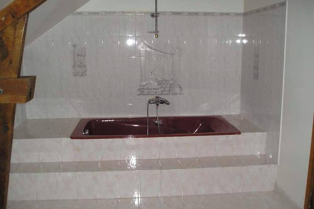 Homerez - Villa à Courtenay, jardin clôturé in Courtenay, Région de Montargis