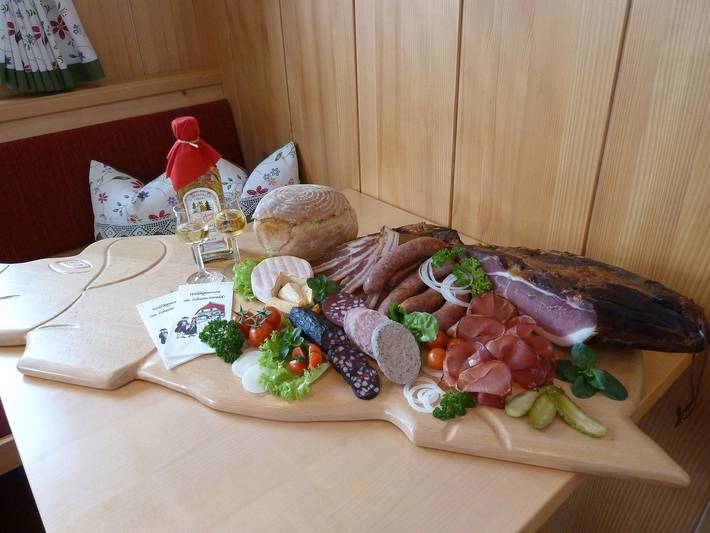 Gasthaus Schweizerhof - Doppelzimmer mit Dusche/Wc und Balkon in Jostal (Titisee-Neustadt), Titisee-Neustadt