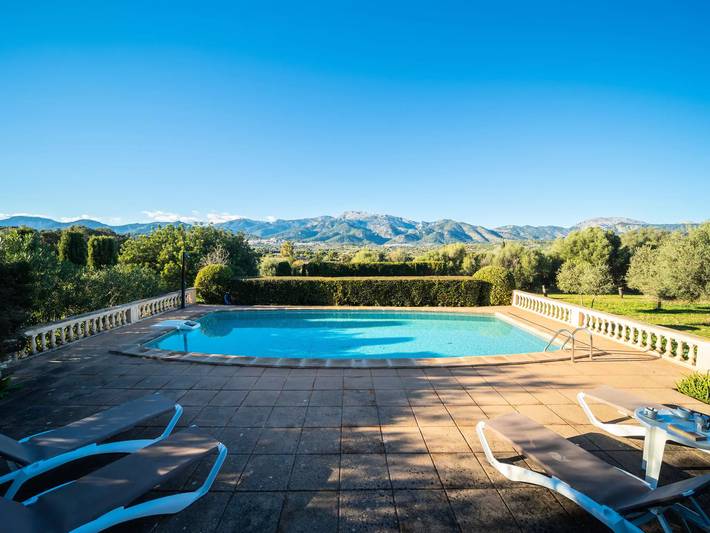 Villa pour 2 personnes, avec jardin et piscine - 1