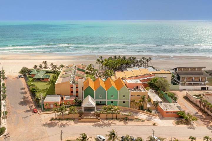 Casas e apartamentos de temporada para 2 pessoas, com piscina infantil e vista e ainda jardim and piscina em Aquiraz