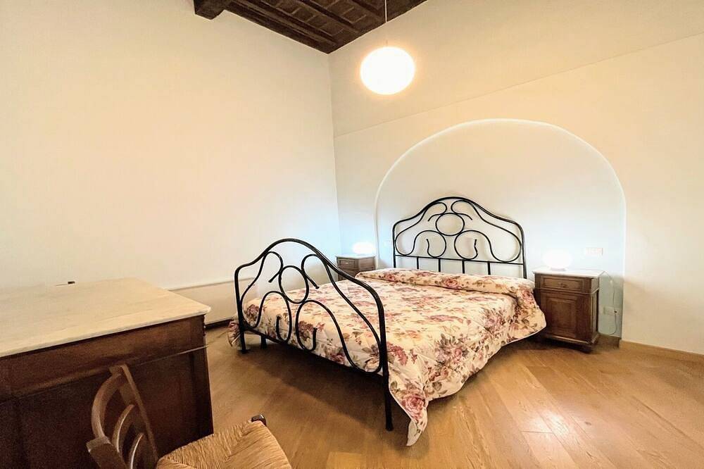 Entire apartment, Terrazza Duomo/Spoleto Centre/Pedestrian/Slps 6/Wifi/Rome 1 Hr in Spoleto, Perugia Province